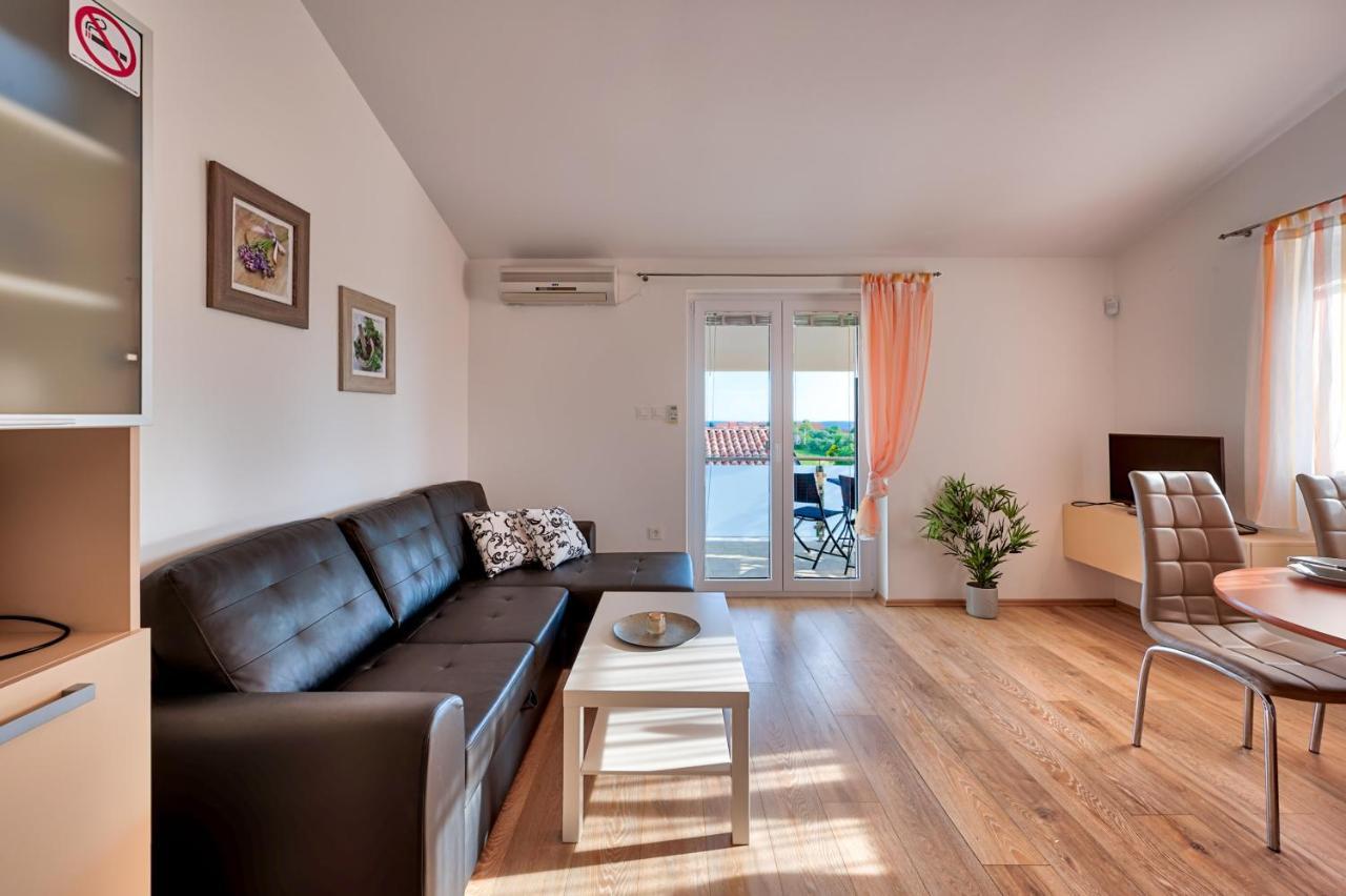 Appartement Lara *