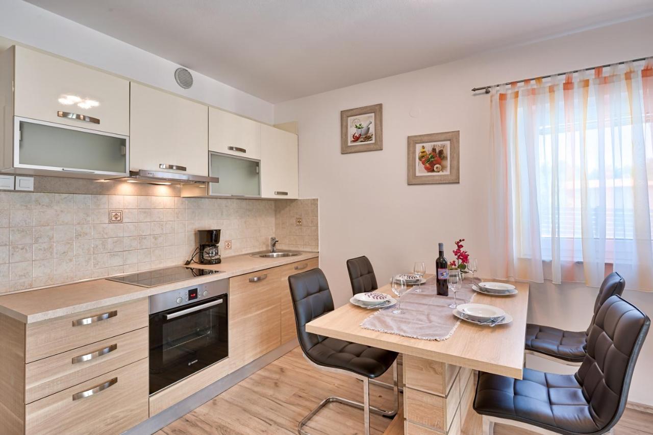 Appartement Lara *