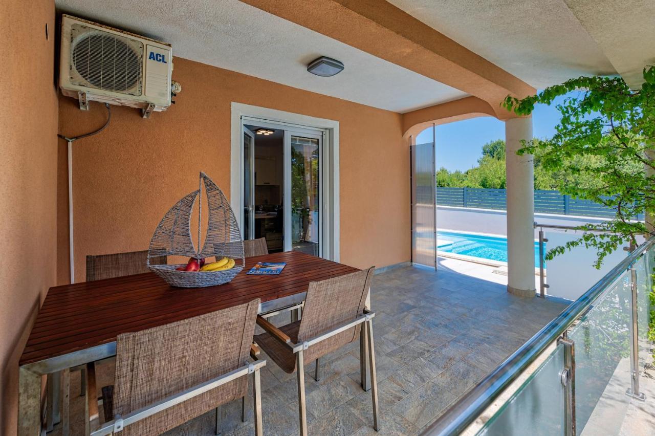 Lara Appartement